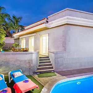 Leonardo Villa Puerto de Santiago (Tenerife)